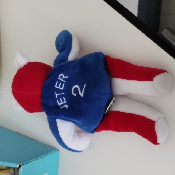 ✓Derek Jeter #2 Salvino's Bammers 4Th Of July- Red White & Blue Plush Bear - Picture 4 of 12